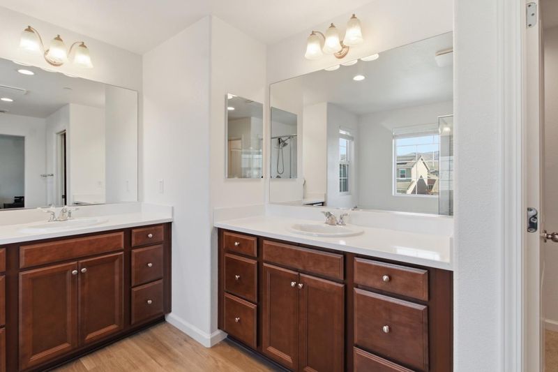 1786078111