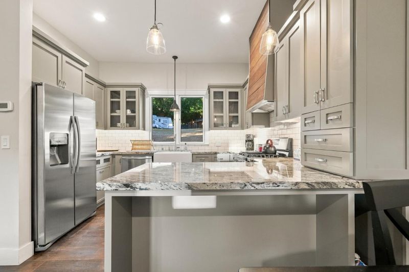 1792946909