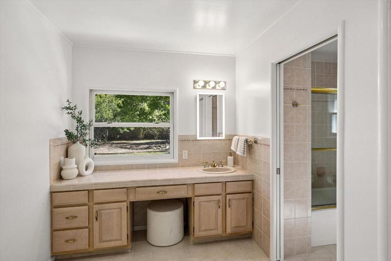 1783558110