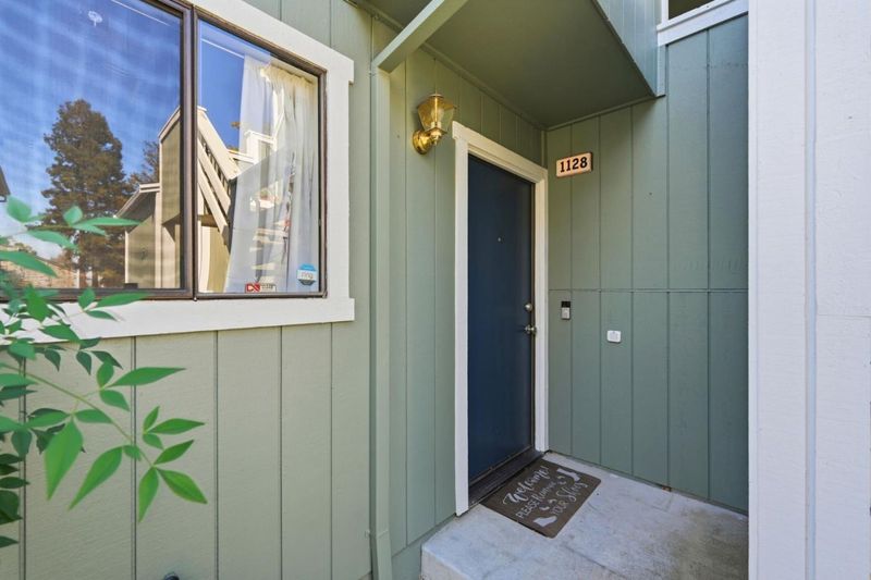 1791317912