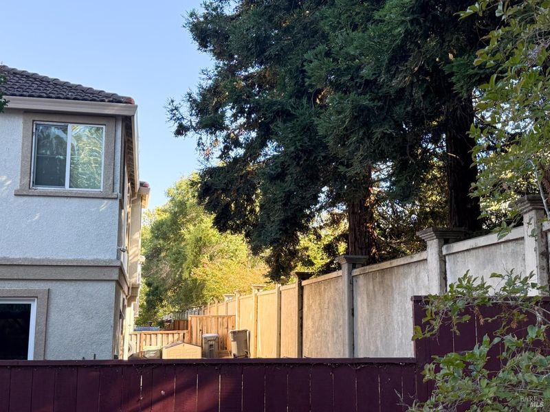 1785125538