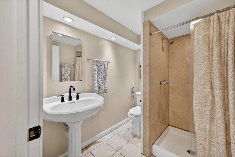 1786470532