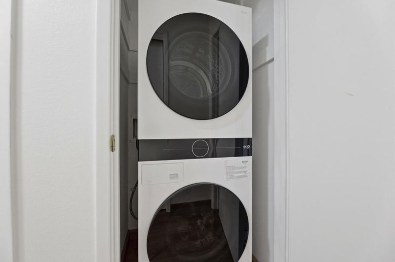 1786667903