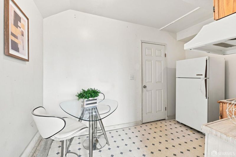 1787032874