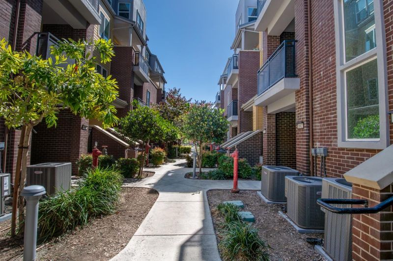 1781743201