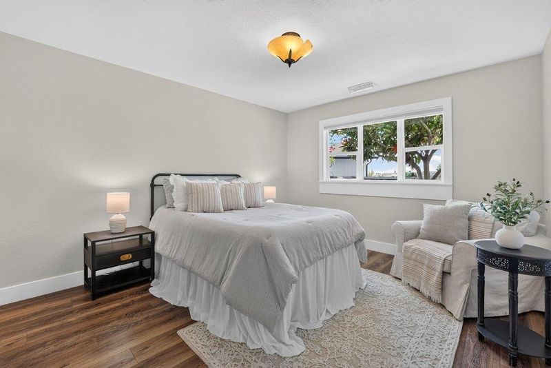 1790524112