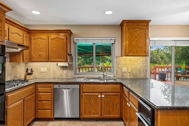 1786727921