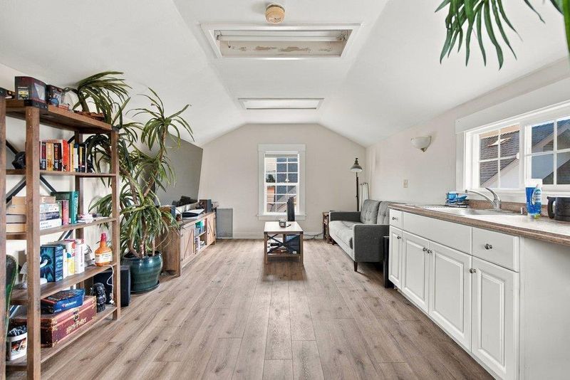 1793052048