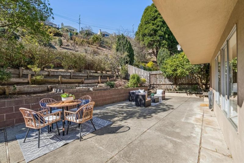 1792435718