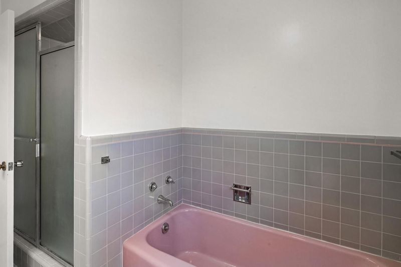 1784571533