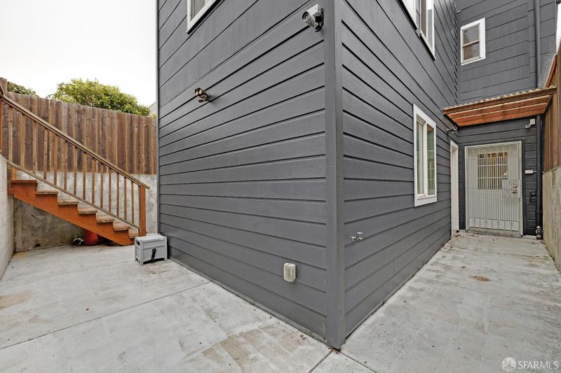 1787442559
