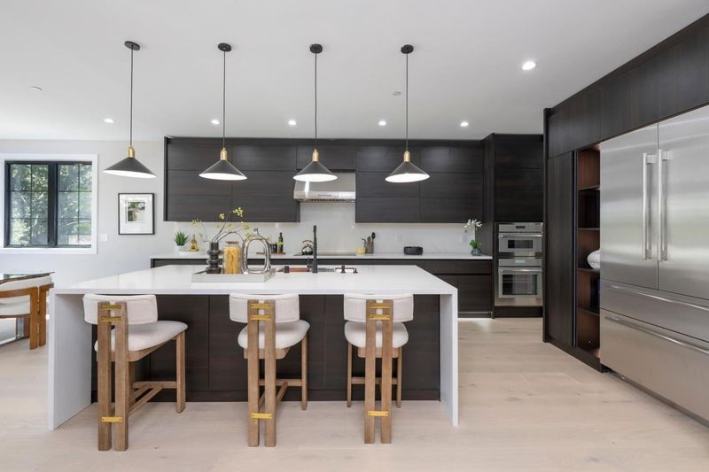 1781318909