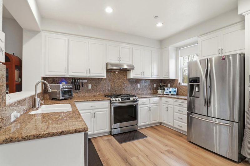 1785903510