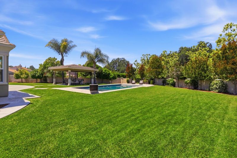 1779488436