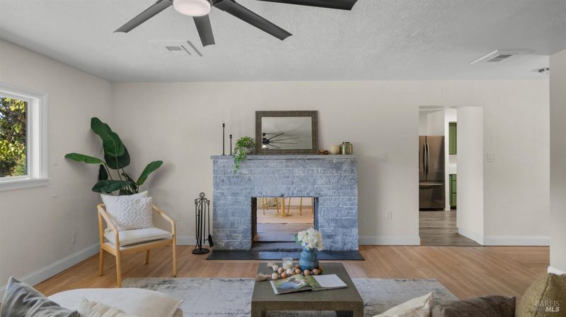 1790393652