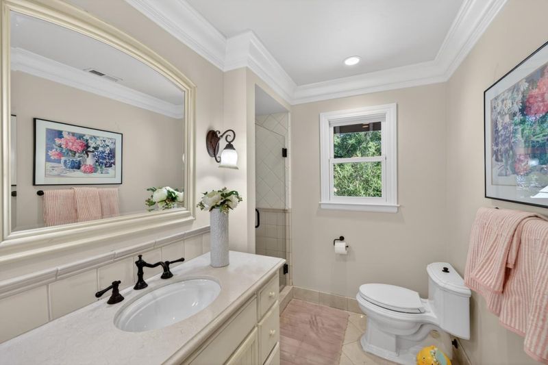 1778519952