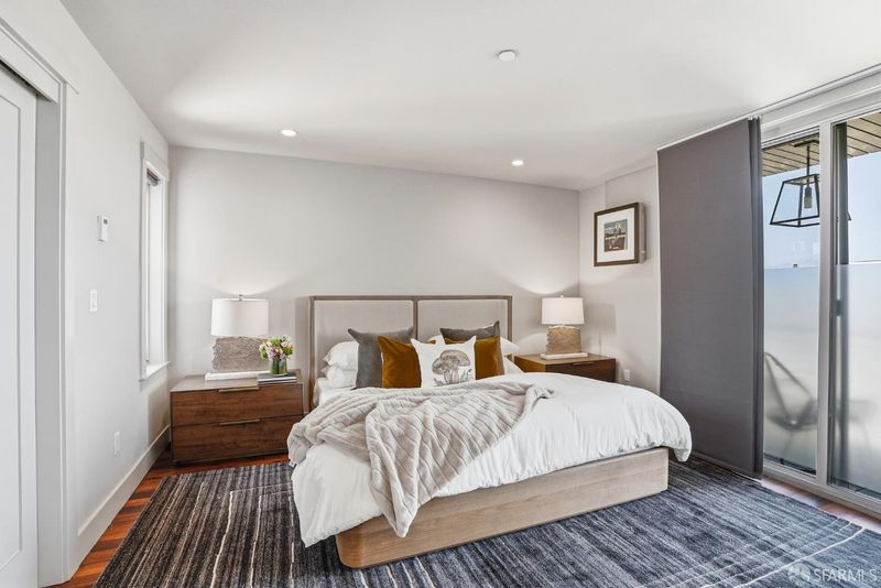 1778804427