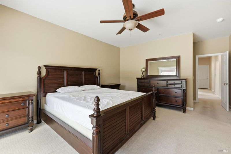 1787608384