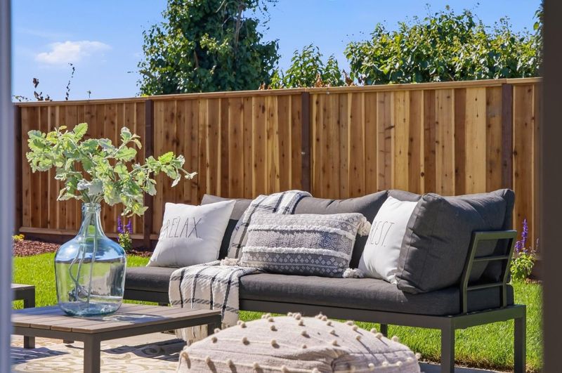 1790982043