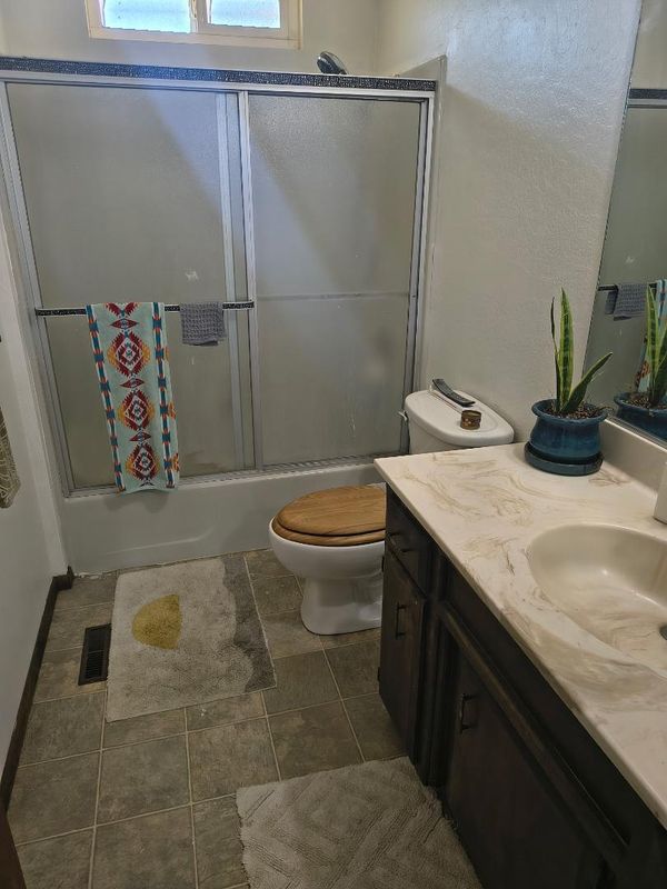 1792463423