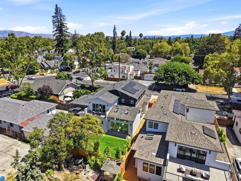 1786060883