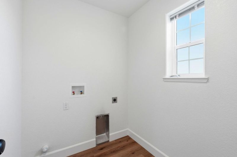 1781900328