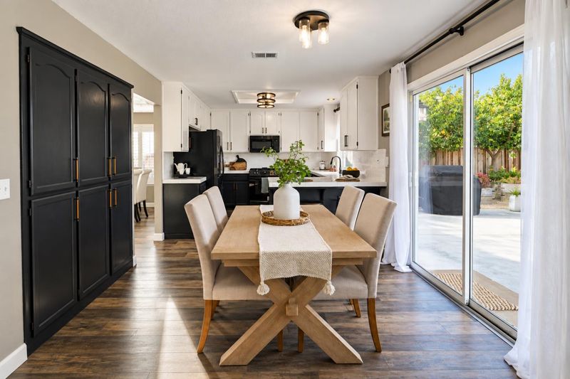 1788623307