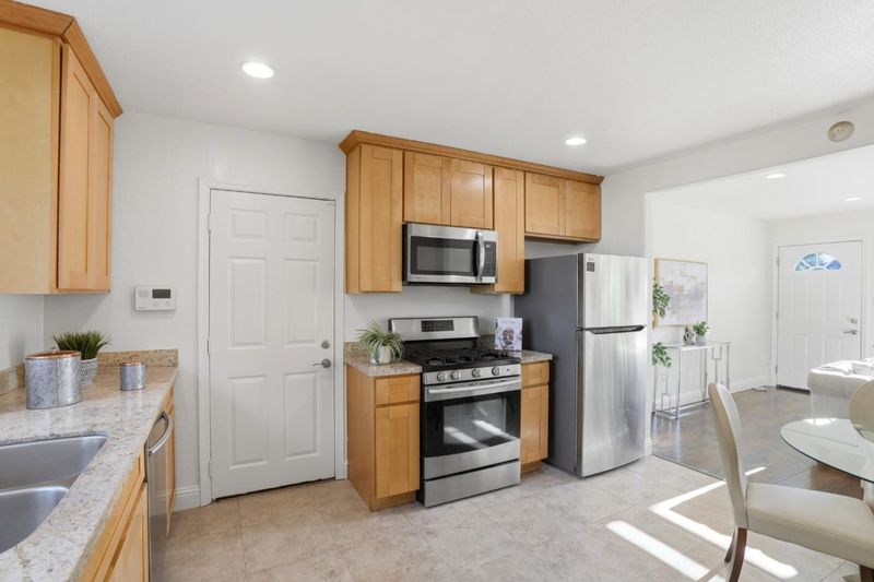 1783716528