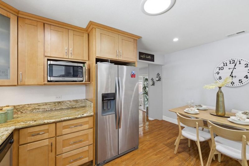 1779423512