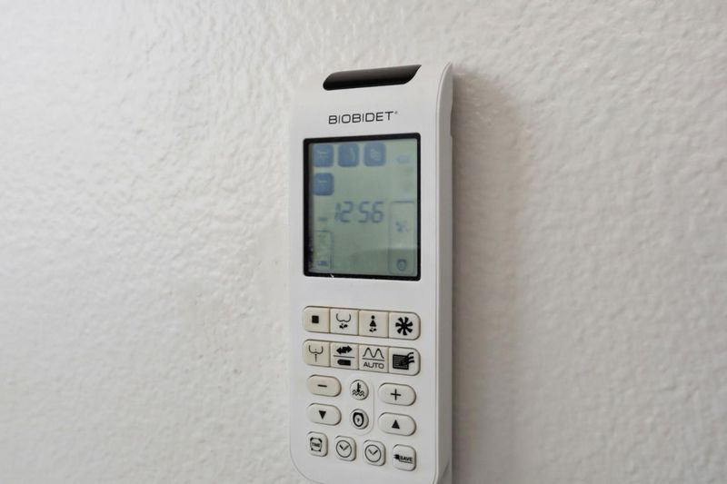 1781236122