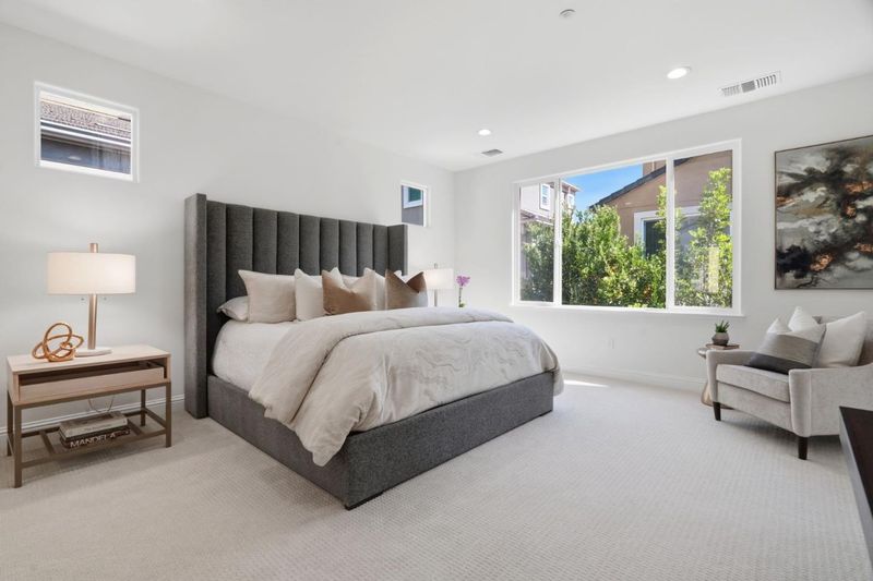 1787276913