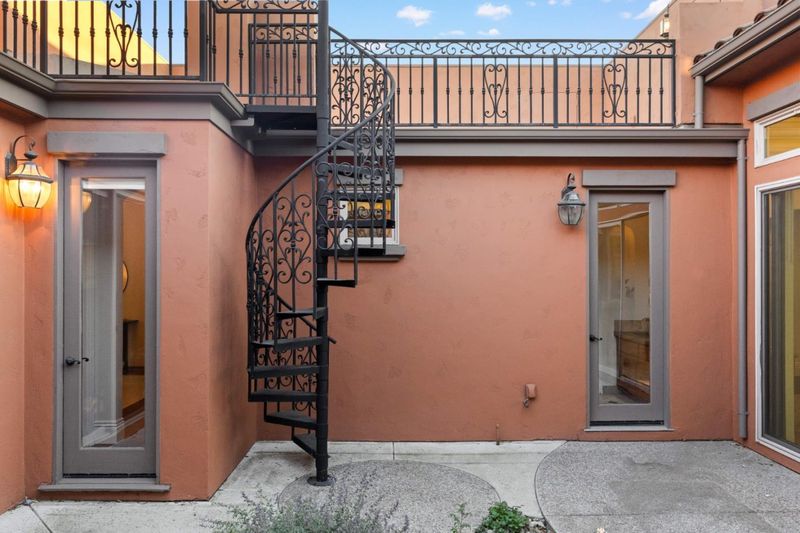 1785116919