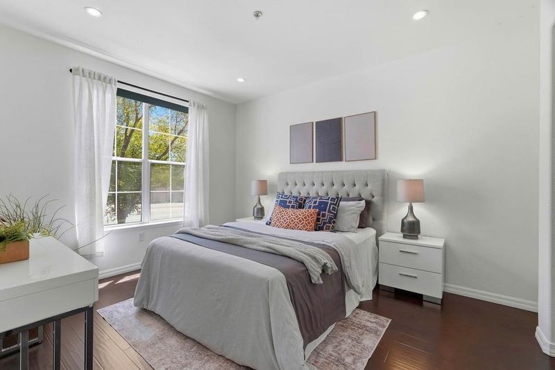 1786149528
