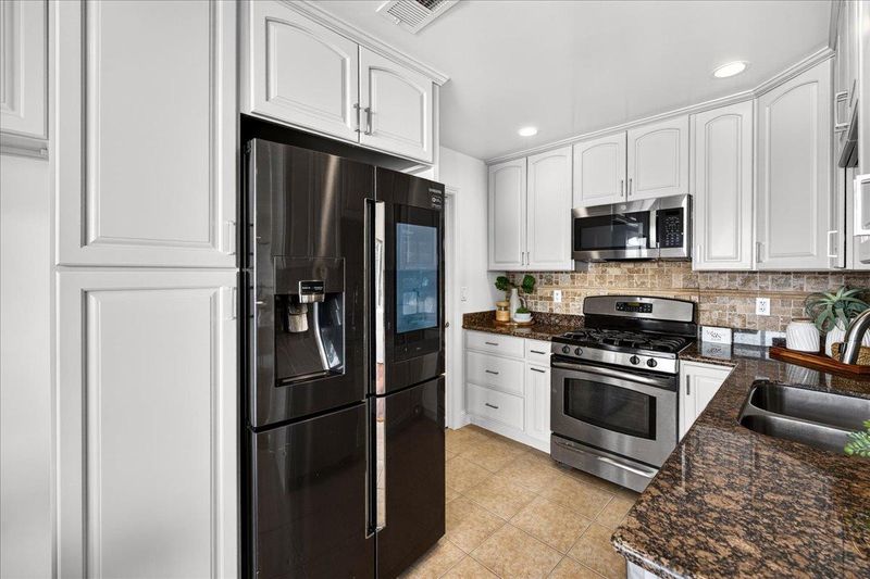 1791659912