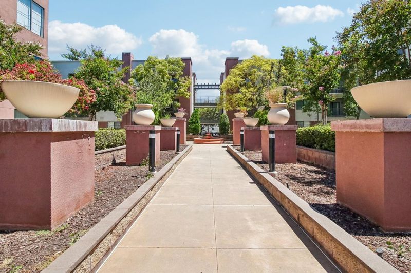 1786985328