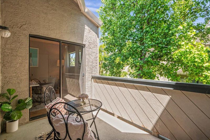 1781688625