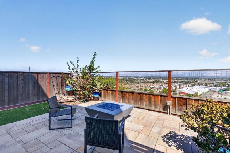 1789685331