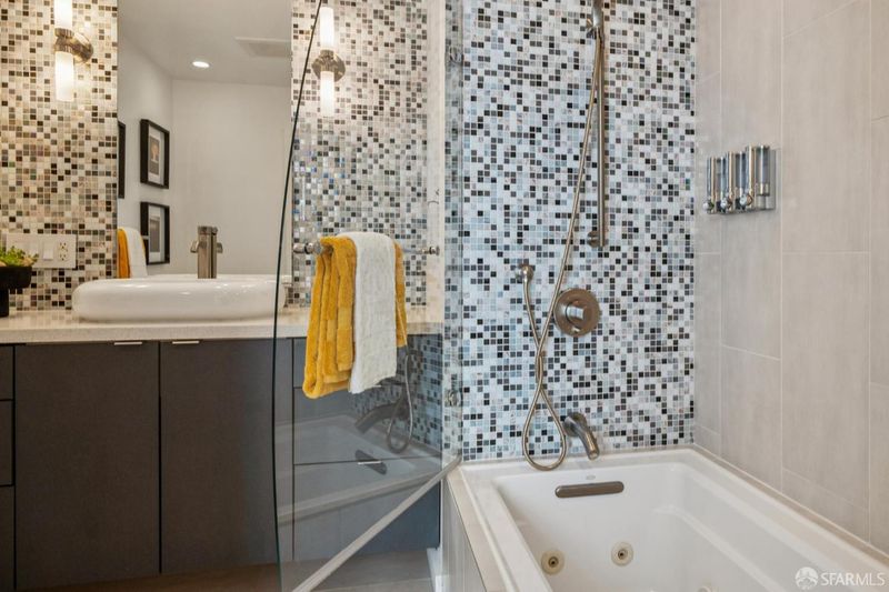 1786638682