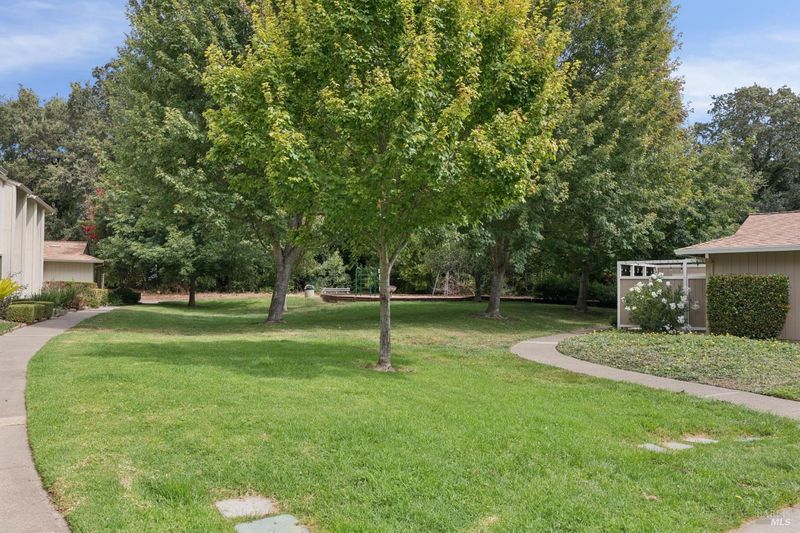 1789024984