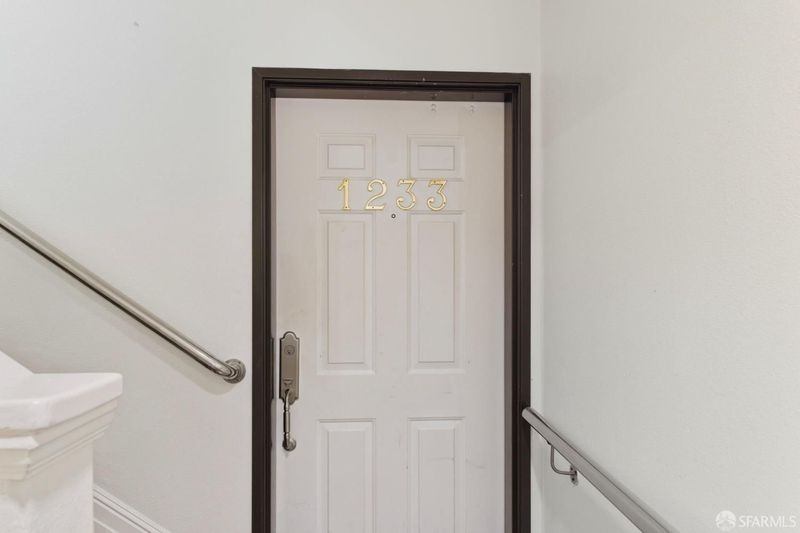 1761374993