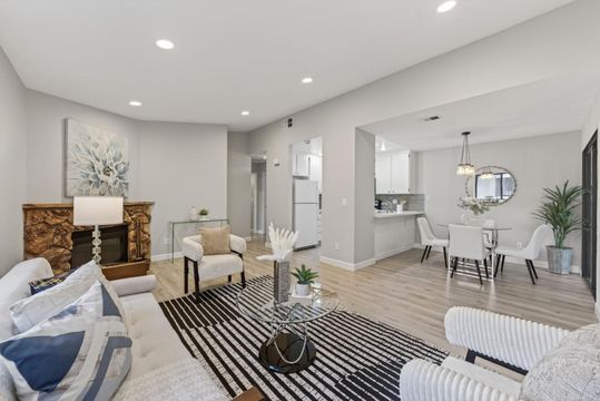 1786708105