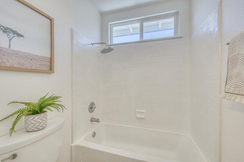 1788556725