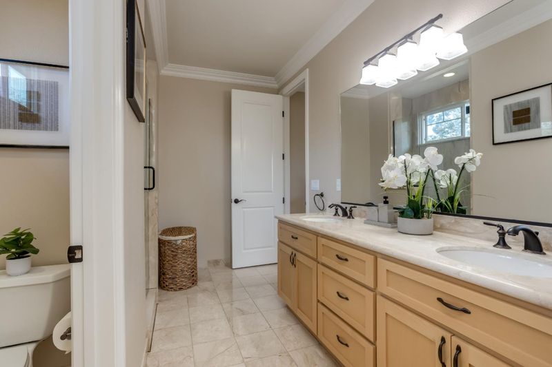 1792117833