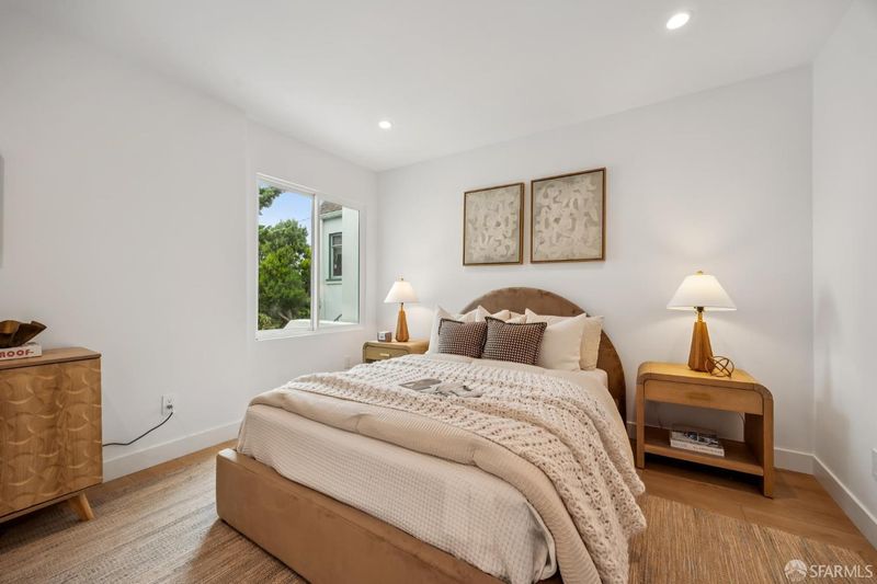 1786635086