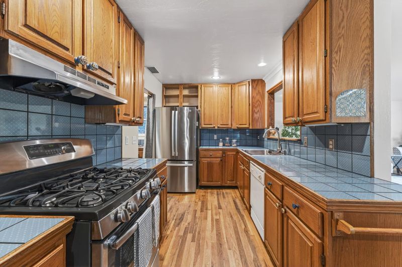 1768342724
