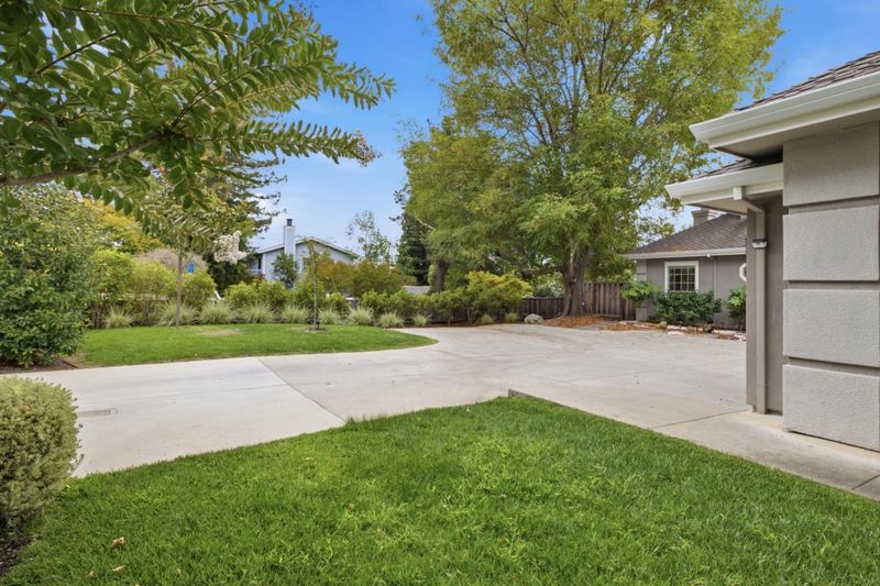1792278052
