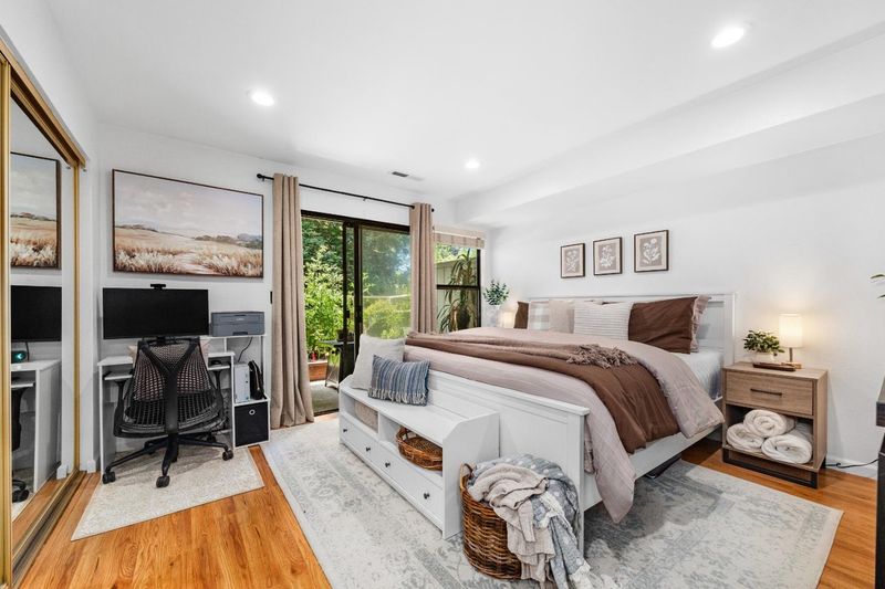 1786297723
