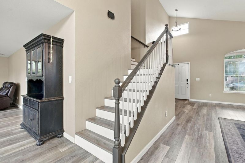 1792965628