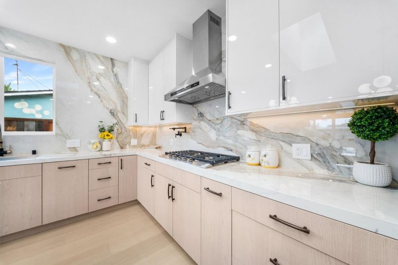 1788065306