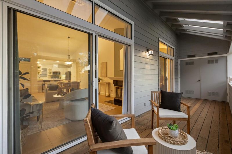 1792284528